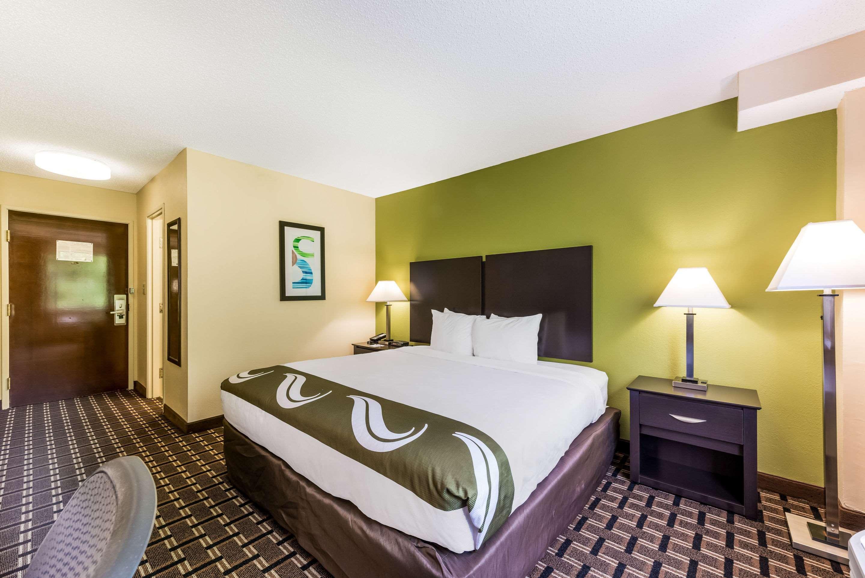Quality Inn Huntersville Near Lake Norman Exteriör bild