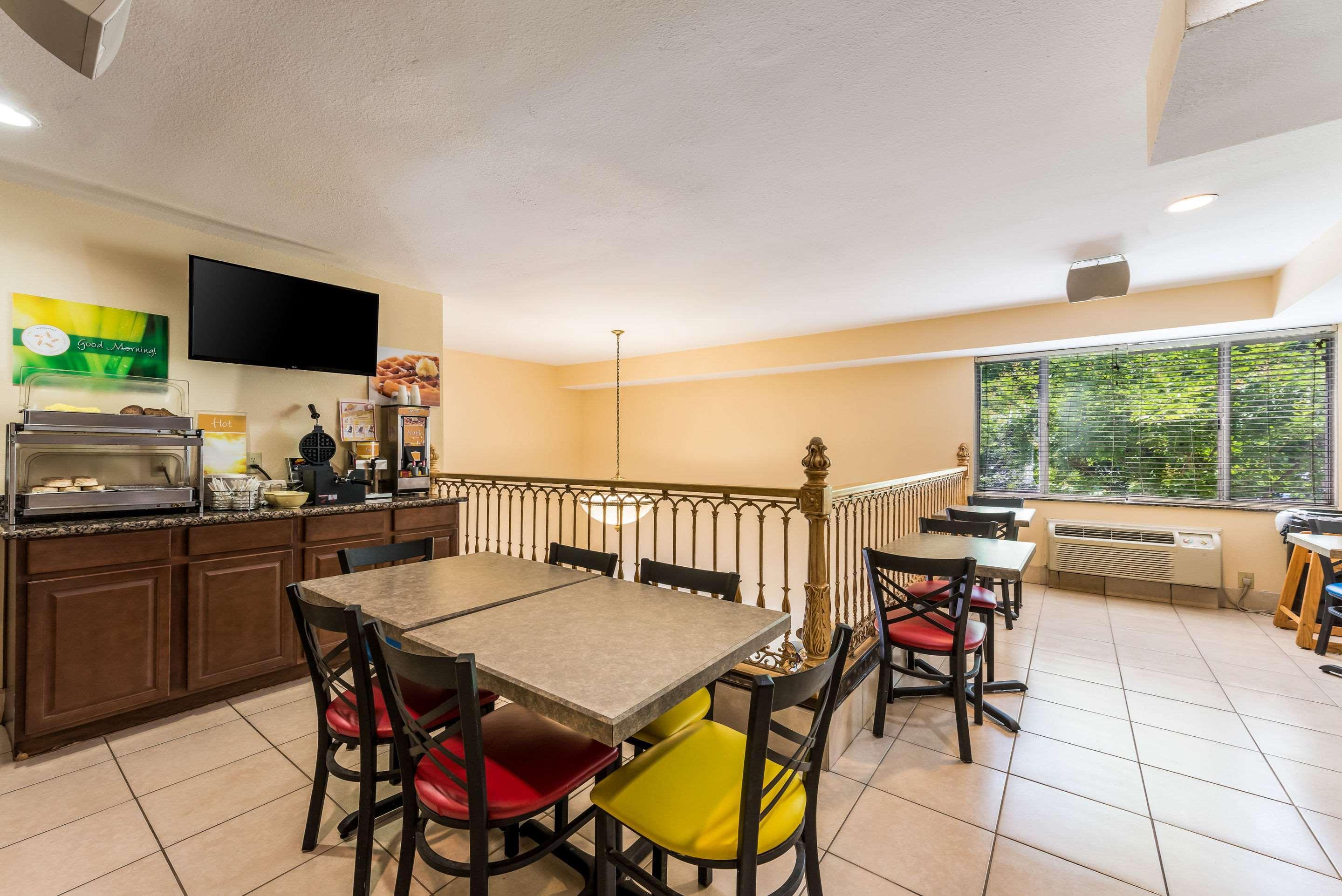 Quality Inn Huntersville Near Lake Norman Exteriör bild