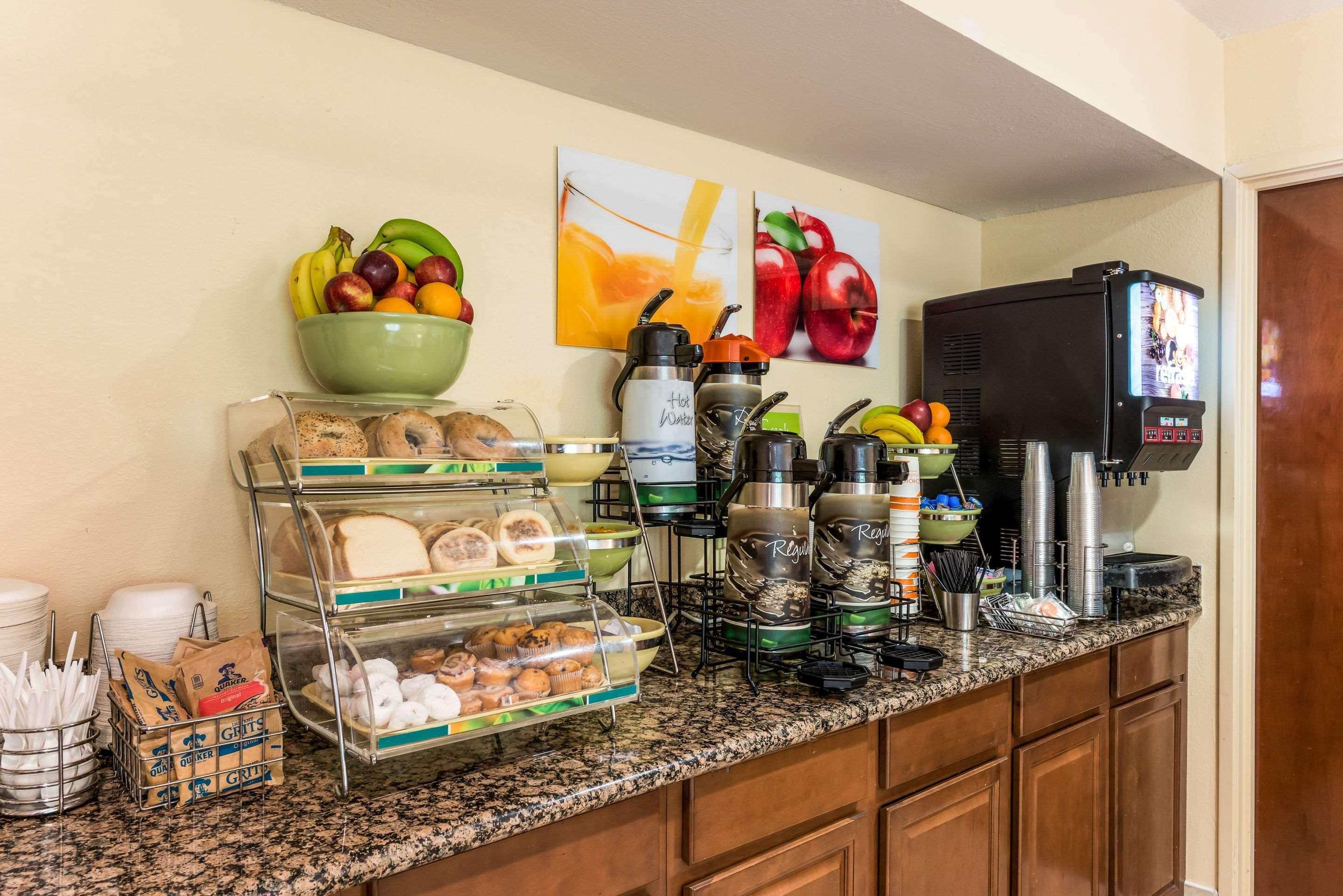 Quality Inn Huntersville Near Lake Norman Exteriör bild