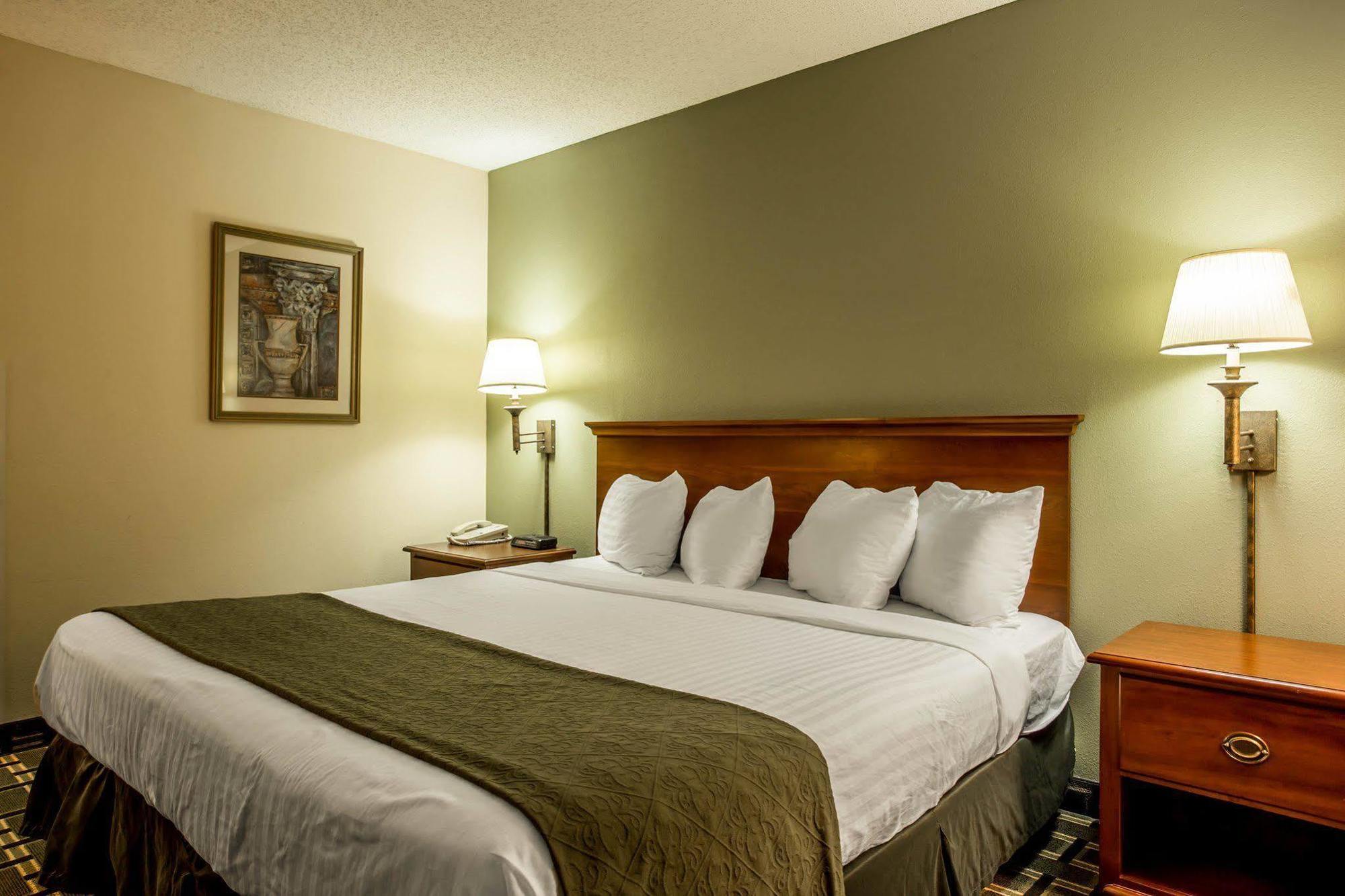 Quality Inn Huntersville Near Lake Norman Exteriör bild