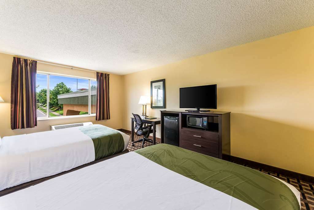 Quality Inn Huntersville Near Lake Norman Rum bild